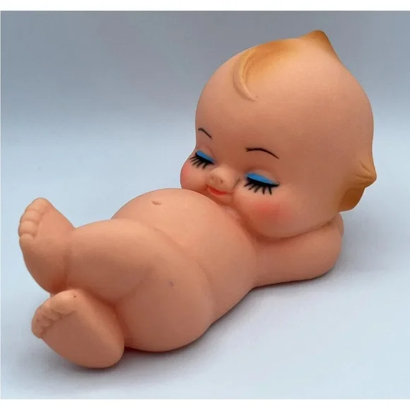 Vintage KEWPIE Rubber Doll Sleeping Taiwan 6.5” - Picture 4 of 6
